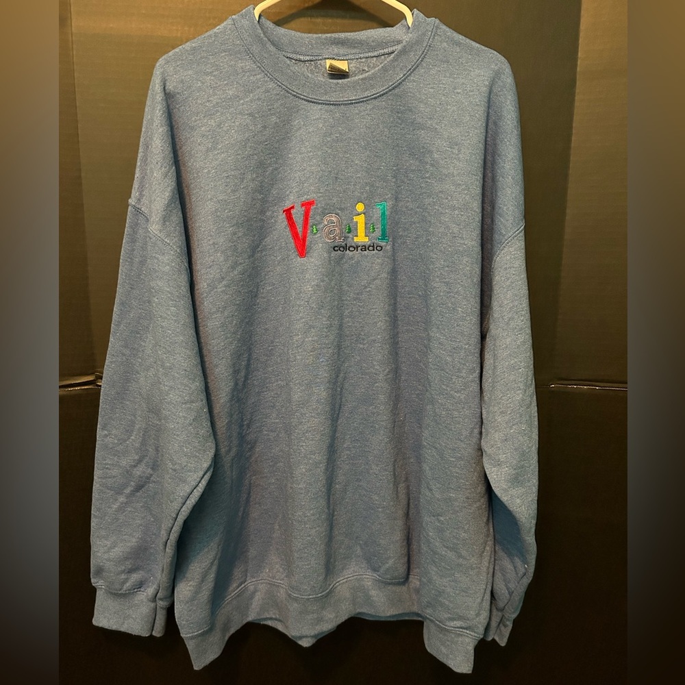 Vail Colorado Embroidered Sweater *READ*